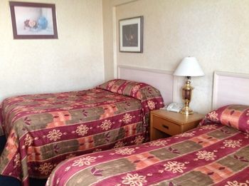 Town And Country Motor Hotel Калґарі Екстер'єр фото